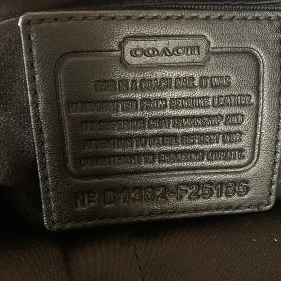 COACH ASHLEY SIGNATURE NORTH/SOUTH SATCHEL - Picture 4 of 7